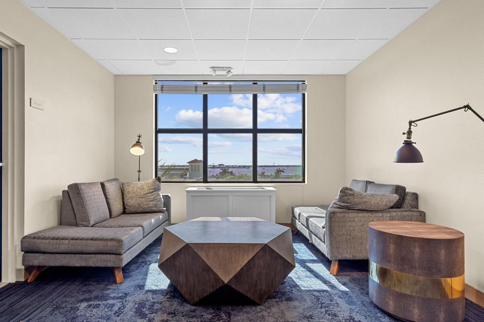 Four Points by Sheraton Punta Gorda Harborside Main image 2